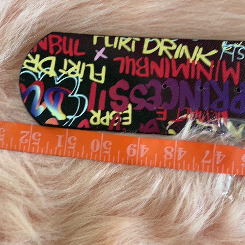 J Elise Boutique Plus Size Multi Color Graffiti Belt - Picture 5 of 6